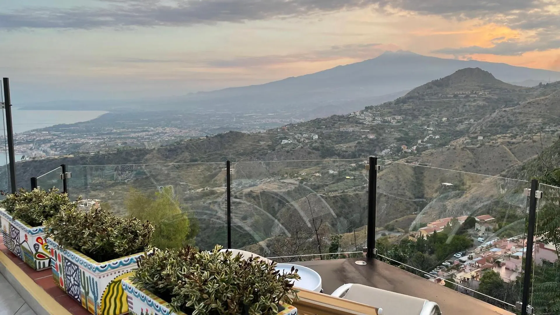 Villa Da Vinci Luxury Panoramic Apartments - Taormina Rooms Collection