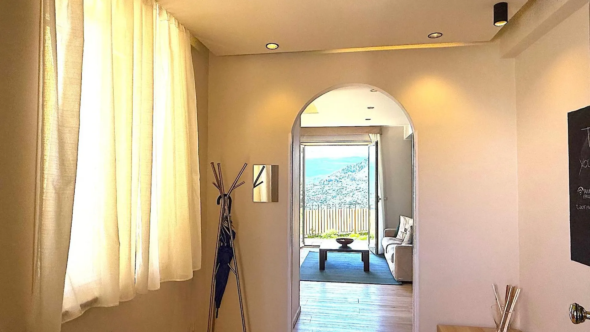 Villa Da Vinci Luxury Panoramic Apartments - Taormina Rooms Collection 0*,