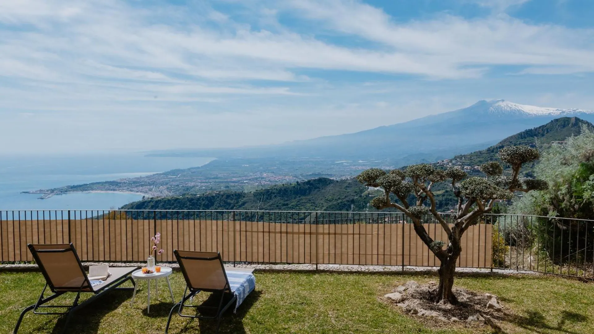 Villa Da Vinci Luxury Panoramic Apartments - Taormina Rooms Collection