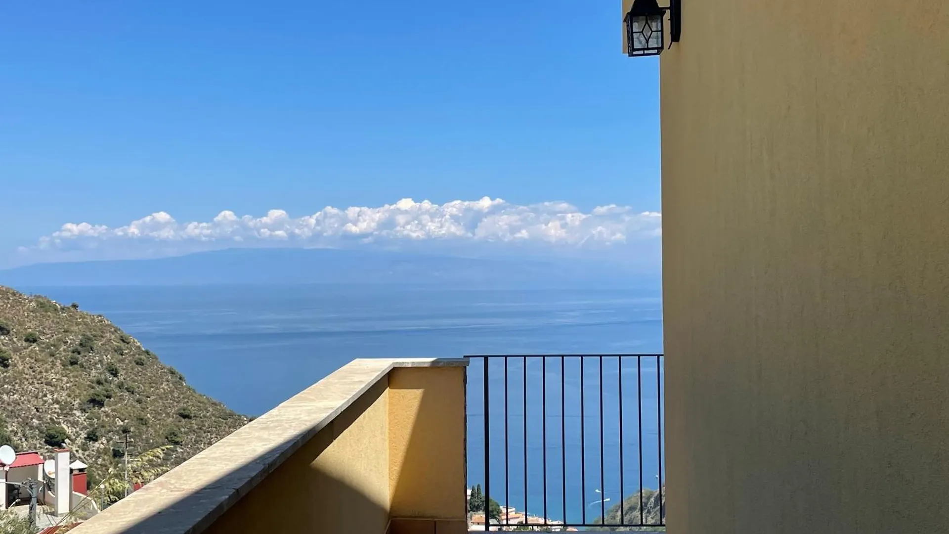 Villa Da Vinci Luxury Panoramic Apartments - Taormina Rooms Collection
