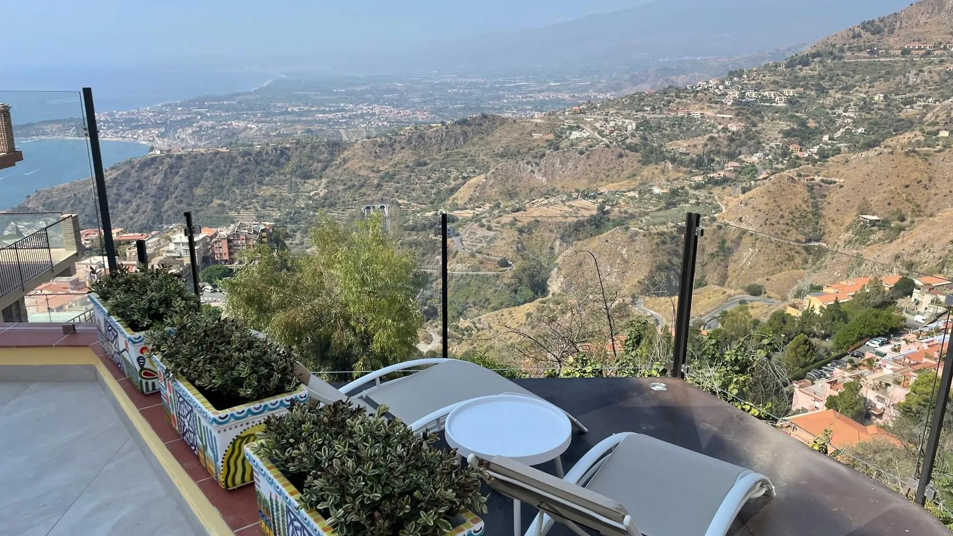 Villa Da Vinci Luxury Panoramic Apartments - Taormina Rooms Collection 0*,