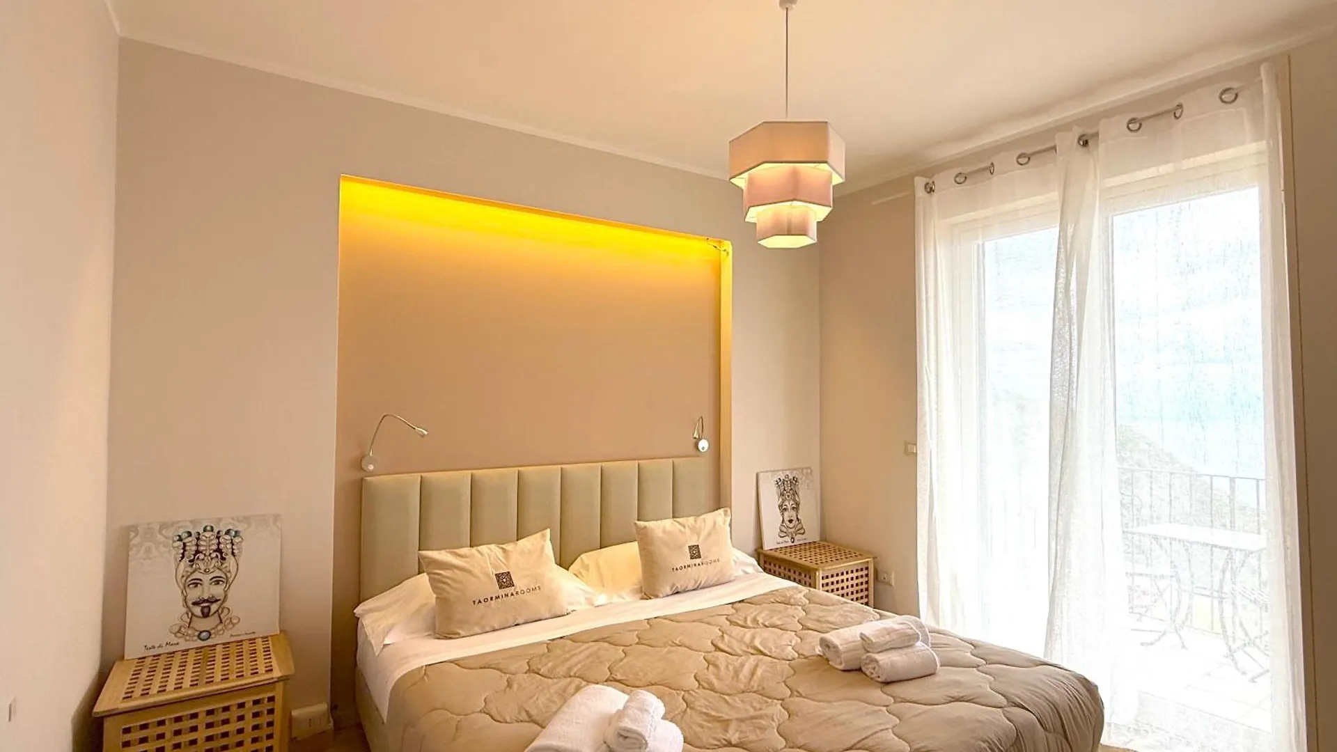 Villa Da Vinci Luxury Panoramic Apartments - Taormina Rooms Collection 0*,  Italia