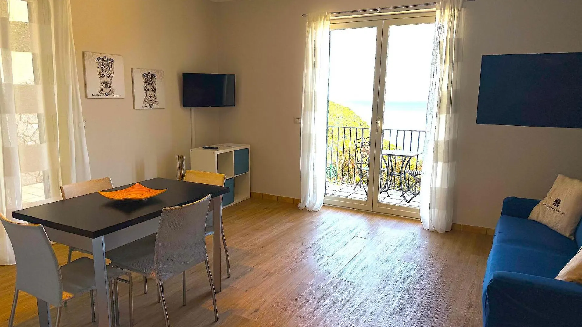 Villa Da Vinci Luxury Panoramic Apartments - Taormina Rooms Collection