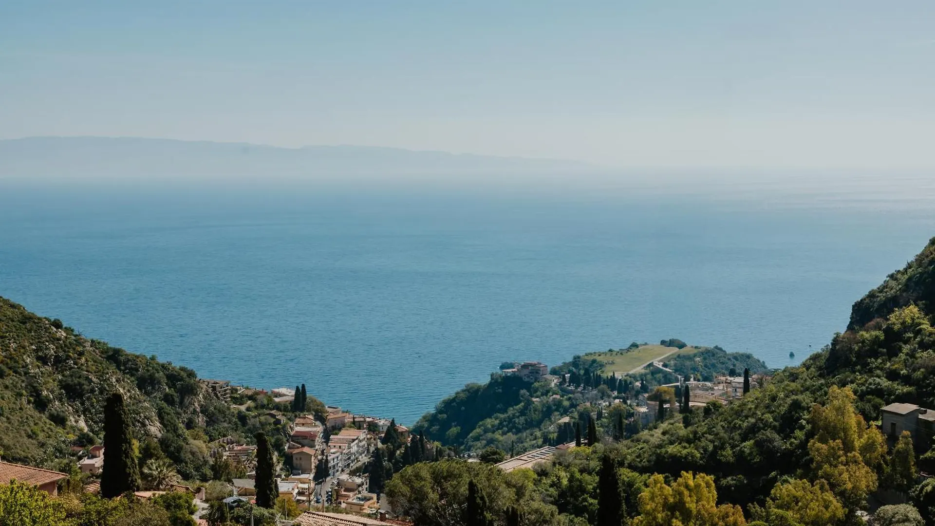 Villa Da Vinci Luxury Panoramic Apartments - Taormina Rooms Collection