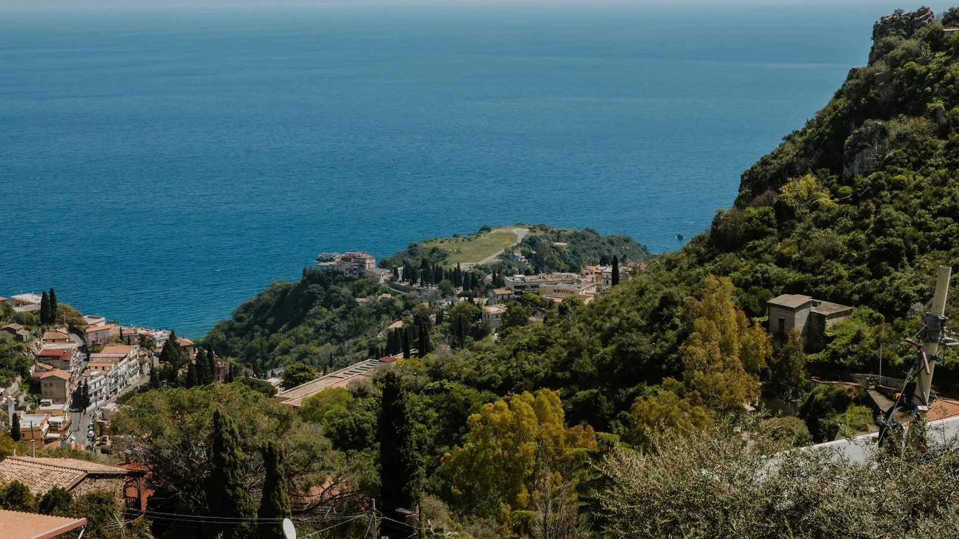 Villa Da Vinci Luxury Panoramic Apartments - Taormina Rooms Collection