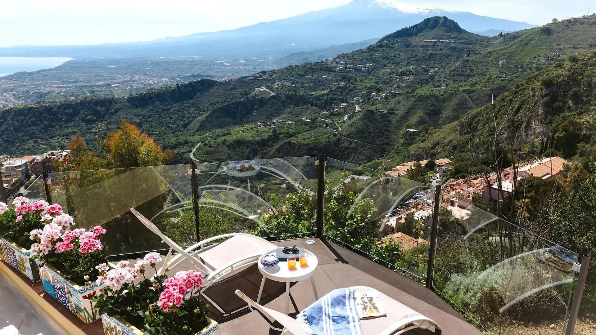 Villa Da Vinci Luxury Panoramic Apartments - Taormina Rooms Collection